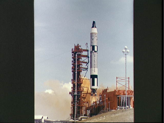 Photo of launch of Gemini-Titan II.