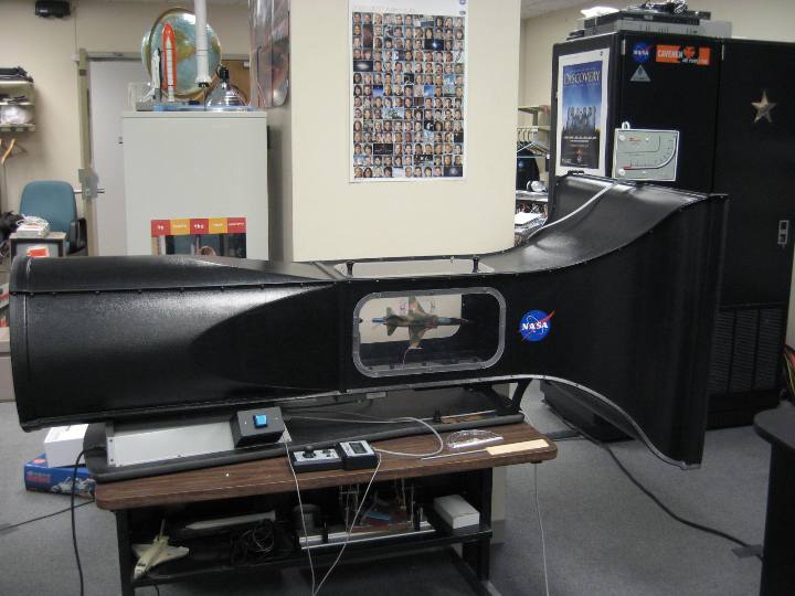 Photo of a free return wind tunnel.